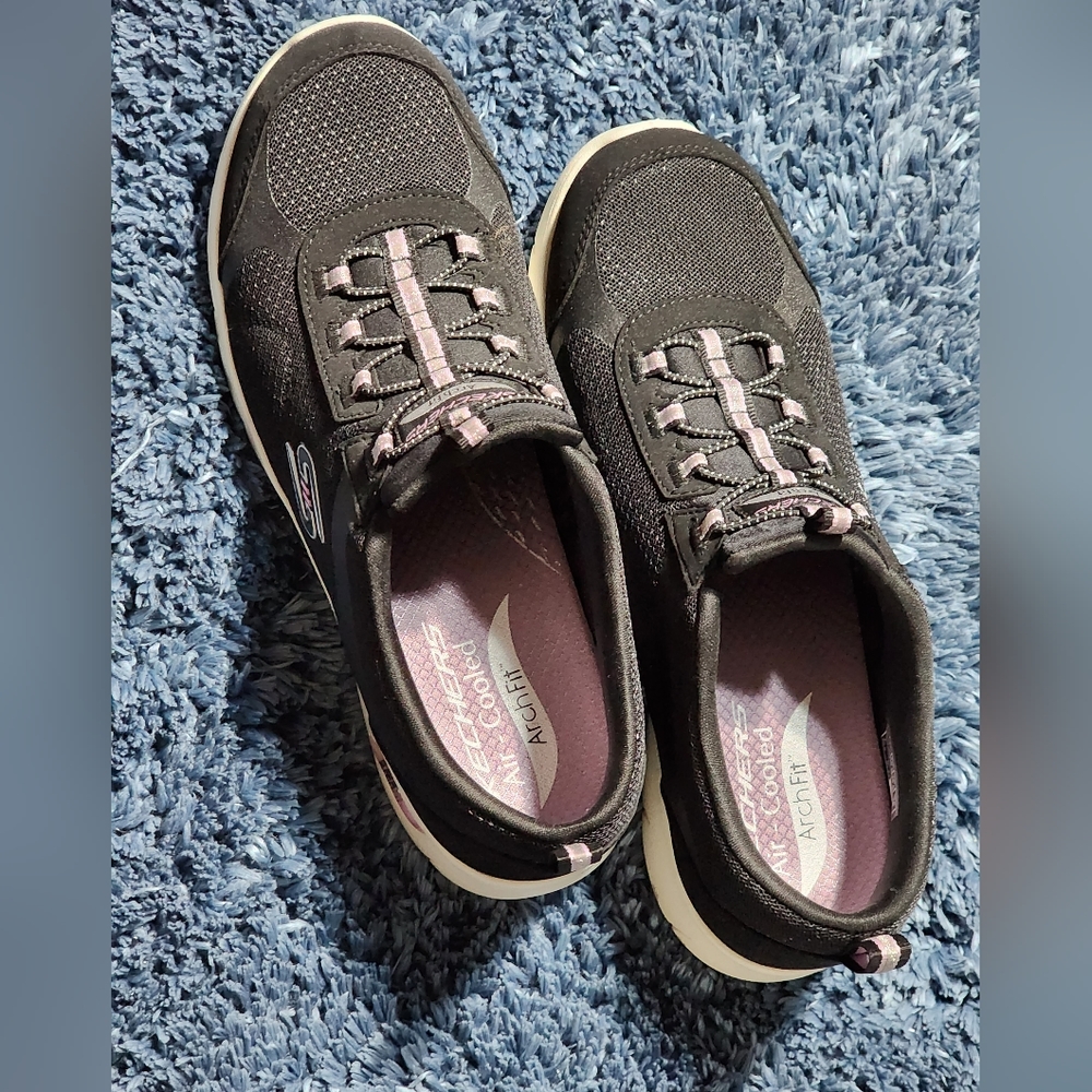 Skechers Arch Fit Refine-Her Best Slip-On Sneaker